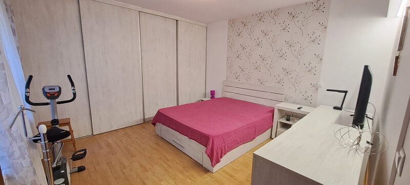 Gara de EST/ Obor inchiriere casa/vila individuala, 4 camere, mobilata